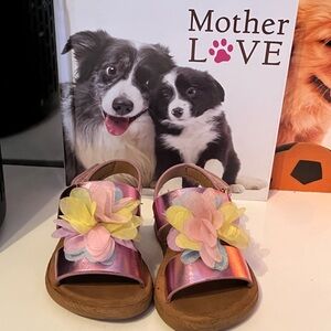 Adorable bundle of infant baby girl summer sandals shoes💕☀️